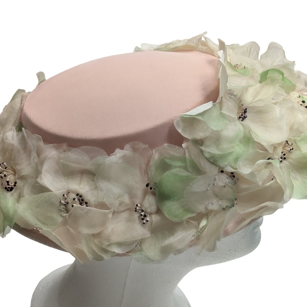 Vintage 1950s Floral Blossom Pillbox Hat – Pastel Pink & Mint Silk Petals – - Picture 10 of 11